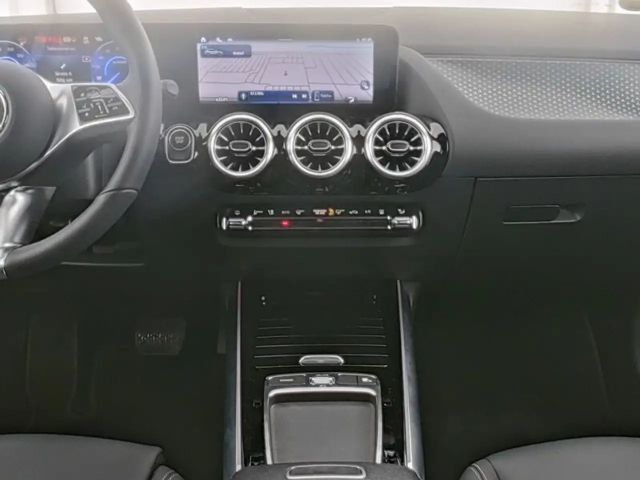 Mercedes-Benz EQA 300 Advanced