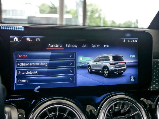 Mercedes-Benz EQB 300 4MATIC