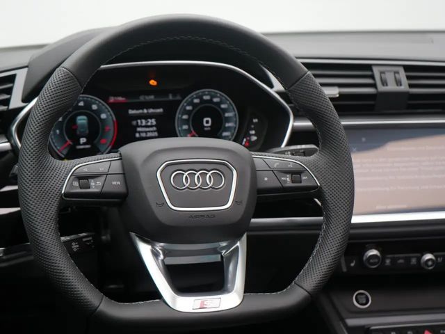 Audi Q3 S-Line S-Tronic