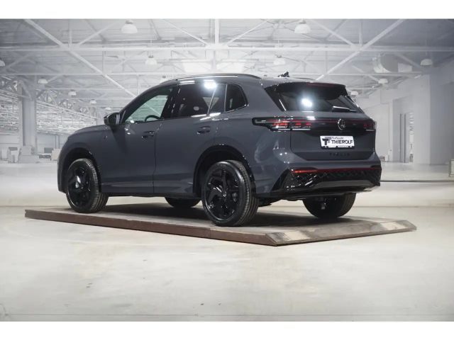 Volkswagen Tiguan R-Line Style