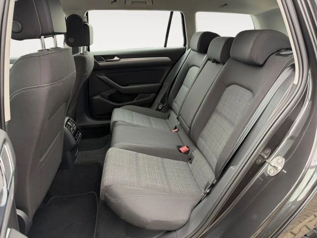 Volkswagen Passat Business DSG Variant