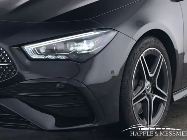 Mercedes-Benz CLA 220 AMG Line CLA 220 d Sedan