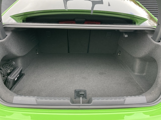 Audi RS3 Quattro S-Tronic Sedan