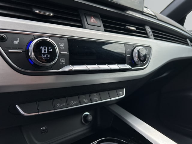 Audi A4 35 TFSI Avant S-Tronic