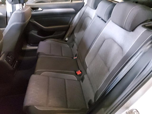 Volkswagen Passat 2.0 TDI Business DSG Variant