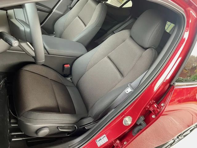 Mazda 3 2.5L Exclusive-line