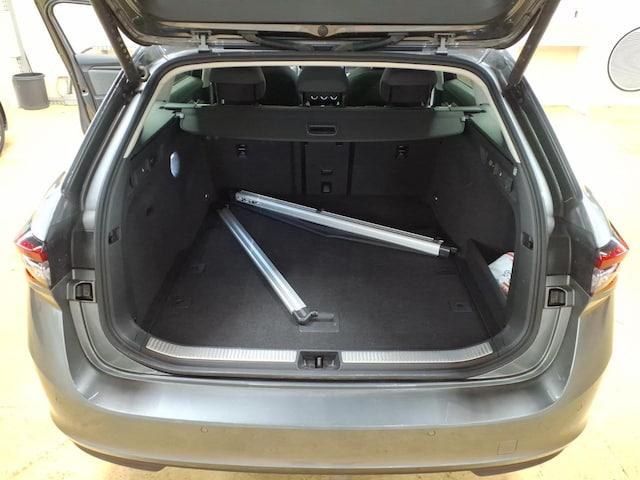 Skoda Superb 2.0 TDI Combi