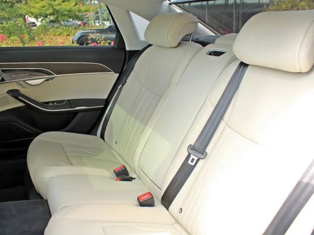 Audi A8 Quattro S-Line