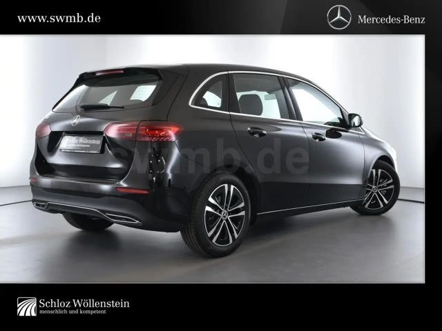 Mercedes-Benz B 180 Progressive