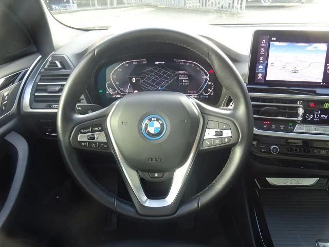 BMW X3 xDrive30e
