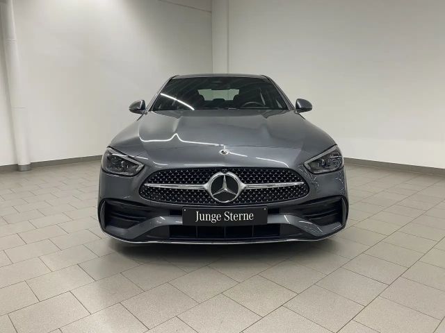 Mercedes-Benz C 180 AMG Line Sedan