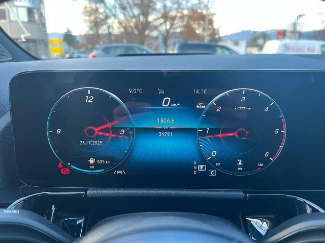 Mercedes-Benz GLA 200 4MATIC GLA 200 d