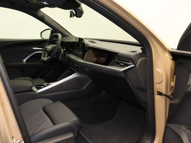 Audi Q5 Quattro S-Line Sportback