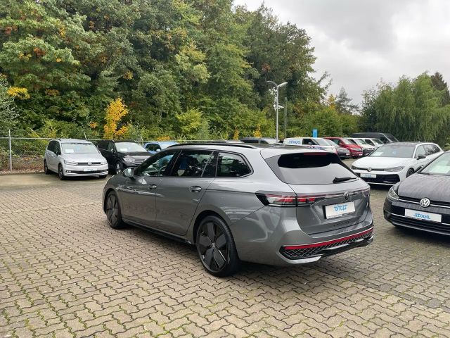 Volkswagen Passat DSG R-Line