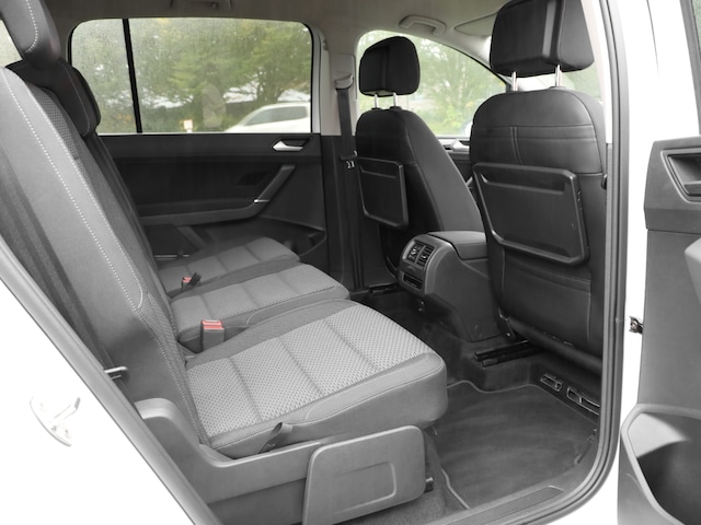 Volkswagen Touran DSG IQ.Drive R-Line