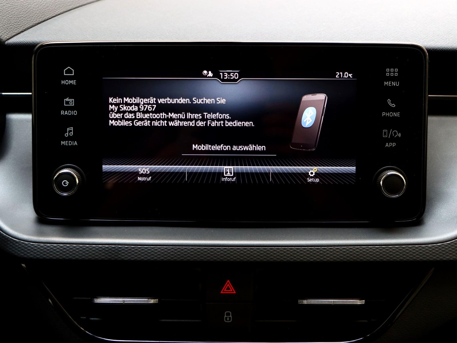 Skoda Scala 1.0 Essence DSG 116PS-AHK LED PDC Tempomat