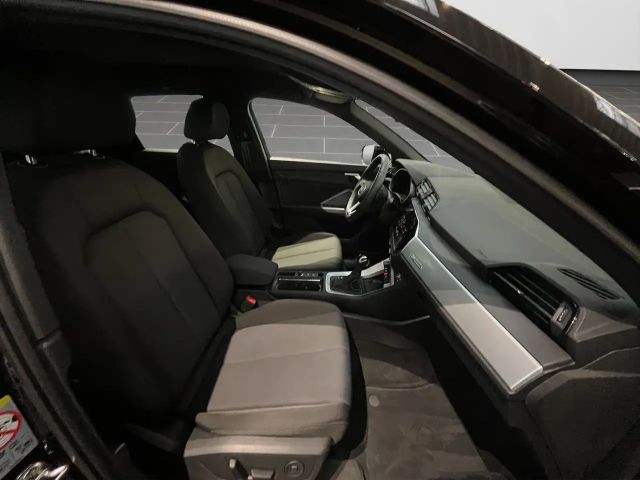 Audi Q3 35 TFSI S-Tronic