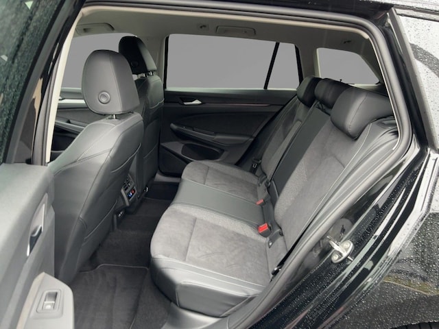 Volkswagen Golf DSG Golf VIII Style Variant