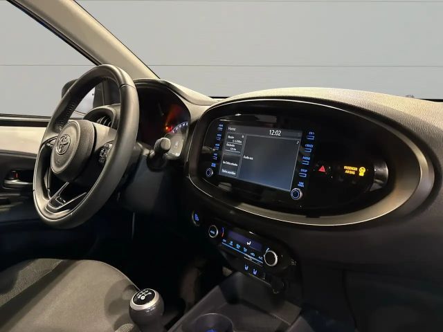 Toyota Aygo 1.0 VVT-i Hatchback Play