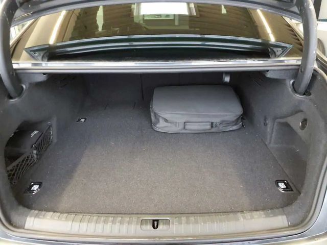 Audi A6 Hybride S-Line Sedan