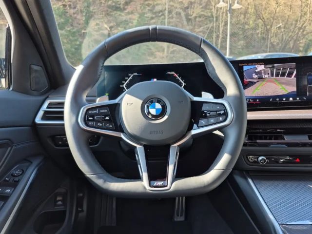 BMW 330 330i M-Sport Touring xDrive