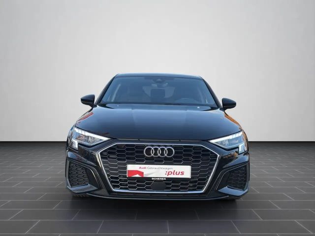 Audi A3 40 TFSI Hybride S-Line Sedan