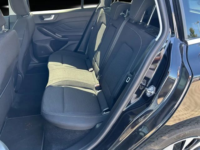 Ford Focus Titanium Wagon