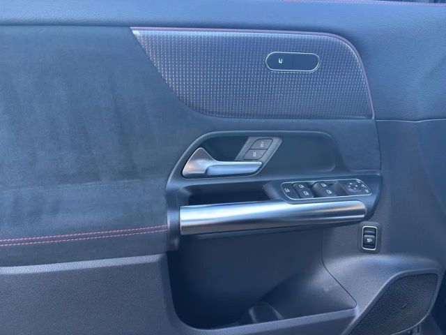 Mercedes-Benz EQA 250 AMG Line