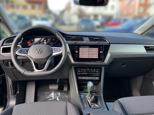 Volkswagen Touran 1.5 TSI DSG