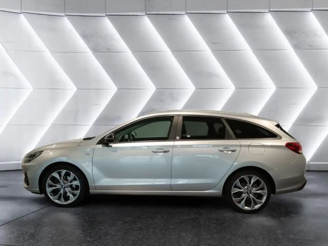 Hyundai i30 Hybrid T-GDi