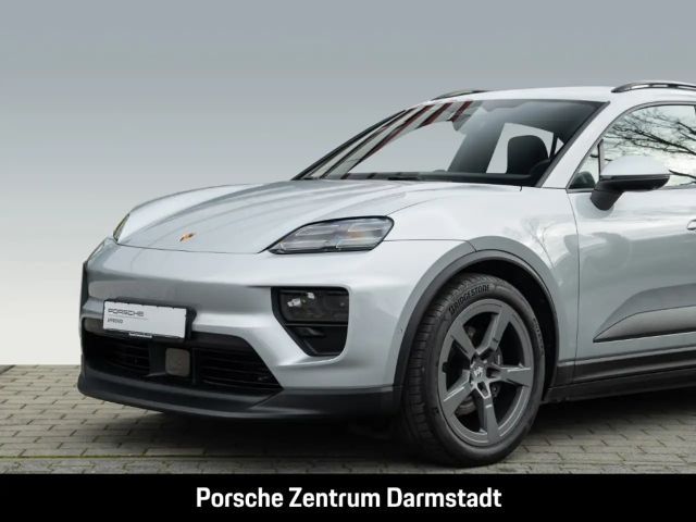 Porsche Macan 4