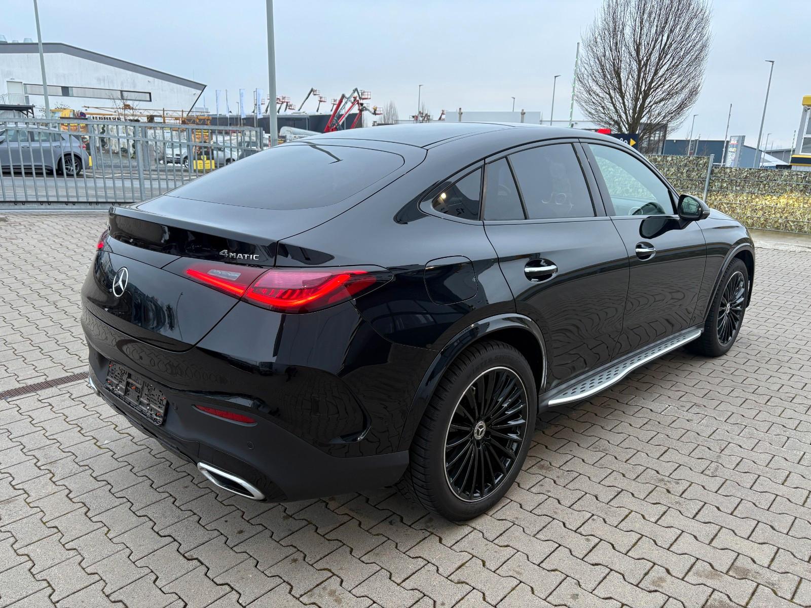 Mercedes-Benz GLC 220 AMG Line Coupé GLC 220 d