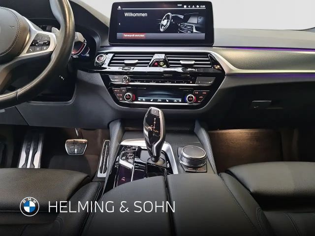 BMW 530 530d M-Sport Touring