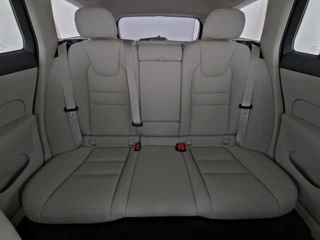 Volvo V60 Cross Country CC