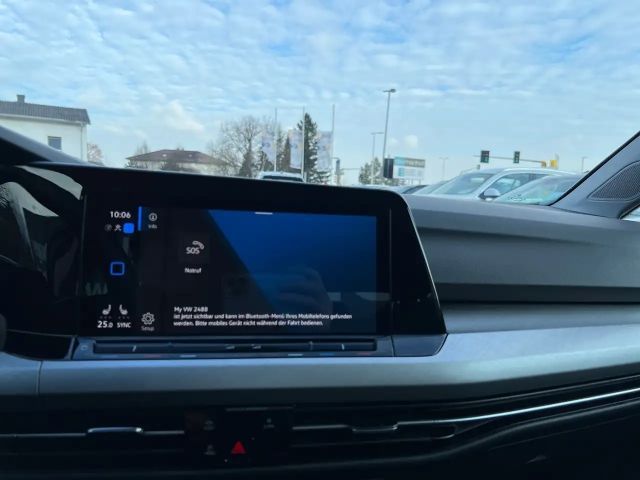 Volkswagen Golf DSG Life Variant