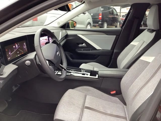 Opel Astra Business Elegance