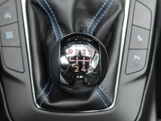 Ford Focus EcoBoost ST Line