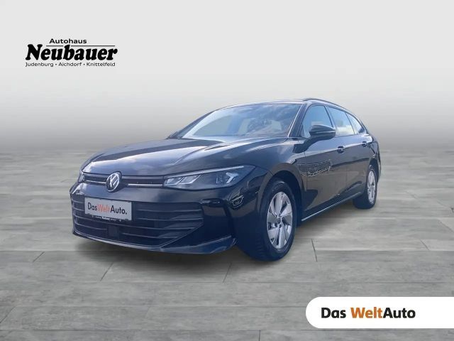 Volkswagen Passat 1.5 eTSI Business Variant