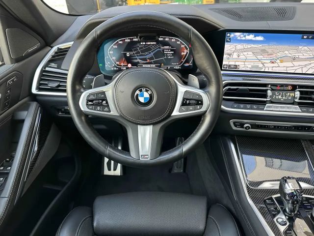 BMW X6 Coupé M50i