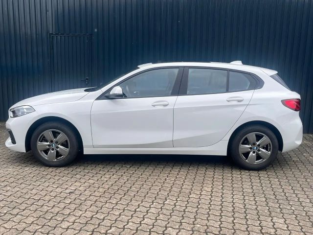 BMW 116 116i 5-deurs Sedan