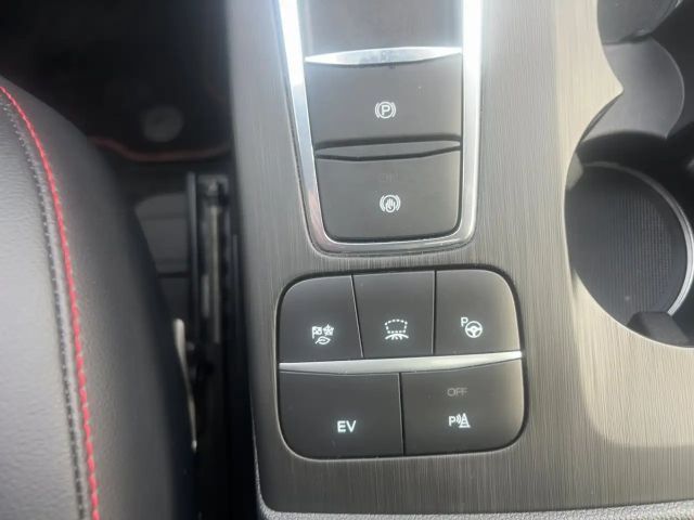 Ford Kuga Plug in Hybrid ST Line X