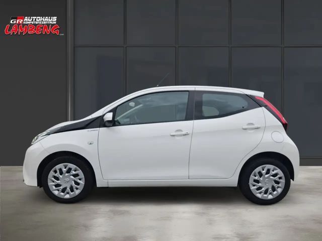 Toyota Aygo X Hatchback Play X-play