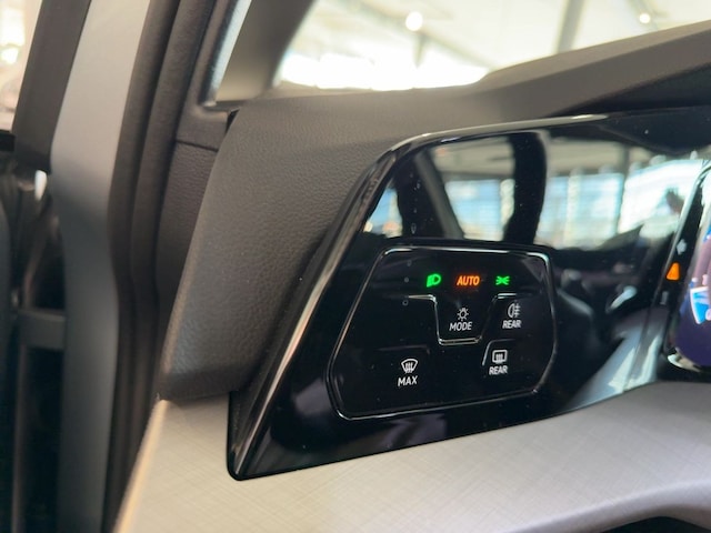 Volkswagen Golf 1.5 eTSI DSG Golf VIII Life