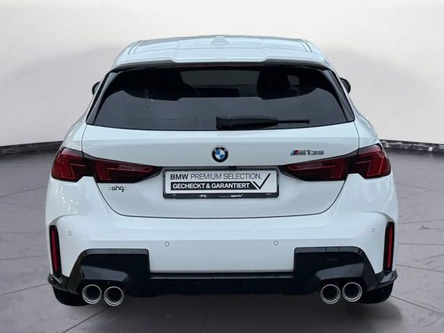 BMW 135 135i Sedan xDrive