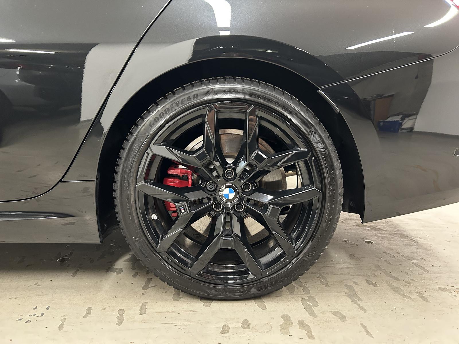 BMW 330 330d M-Sport Sedan xDrive