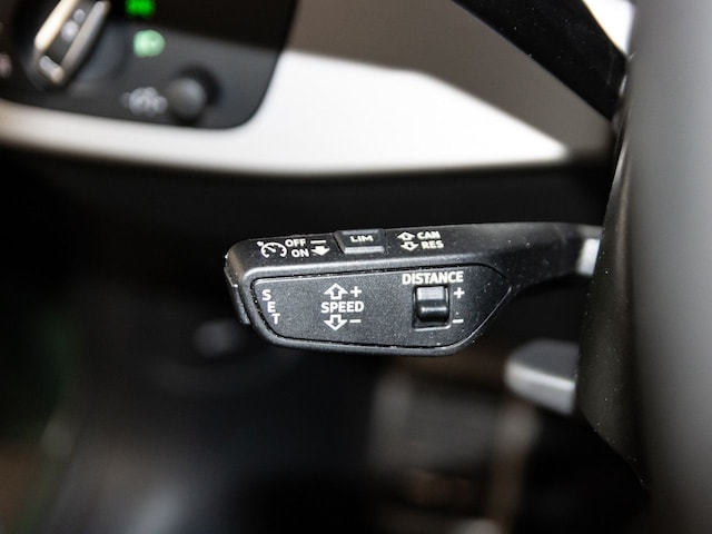 Audi A4 40 TFSI Avant S-Line S-Tronic