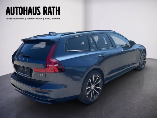 Volvo V60 AWD Dark Hybrid Plus T6