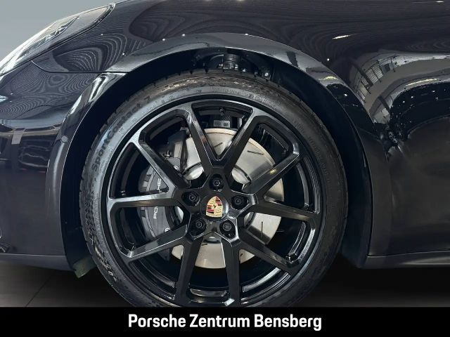 Porsche Panamera 4 E-Hybrid