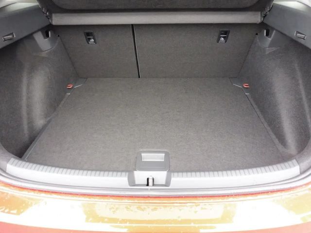 Volkswagen Taigo 1.5 TSI DSG Style