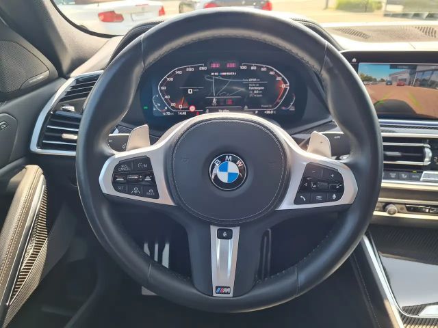 BMW X6 Coupé M50i